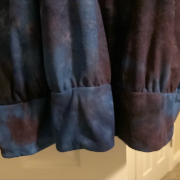 Like New Lane Bryant multicolor blouse - Picture 3 of 6